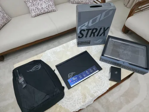 Asus ROG Strix SCAR 18 G834J