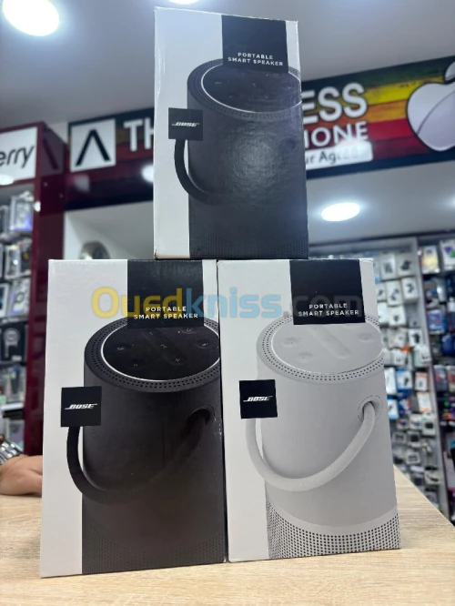 Baffle Bose Portable Smart Speaker  Son puissant design élégant