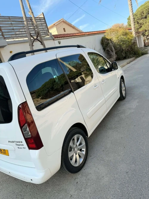 Peugeot Partner 2016 Tepee