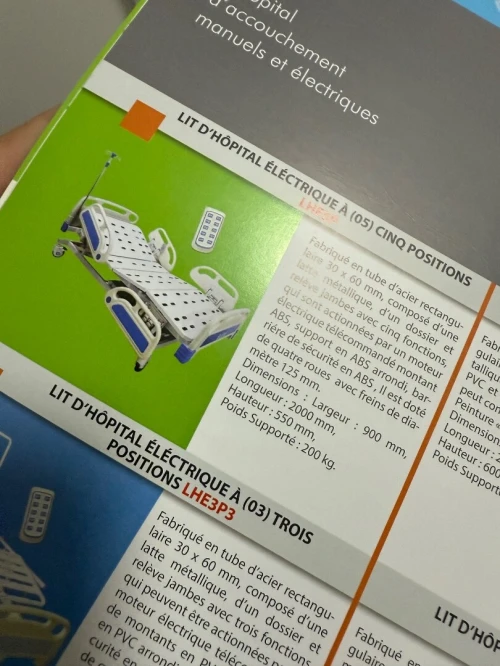 Lit médicalisé électrique à hauteur variable 