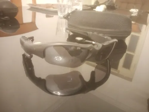 Lunettes de soleil connectées Sport Bluetooth avec Écouteurs intégrés + Étui