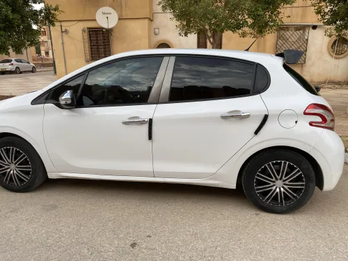 Peugeot 208 2013 Active