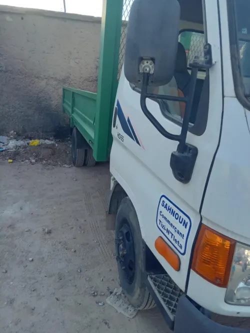 Hyundai Hd65 