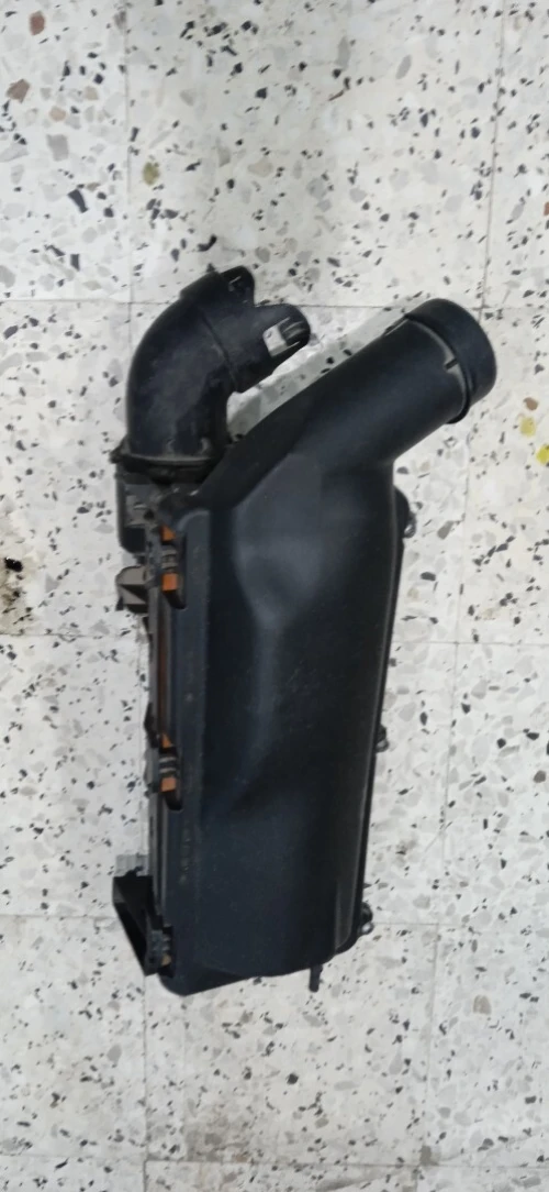 قطع غيار لبيجو 3008 سنة السير 2010
