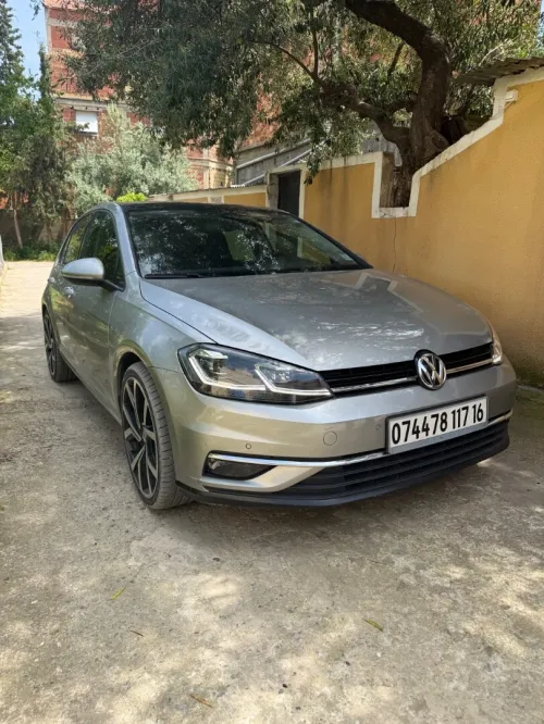 Volkswagen Golf 7 2017 Carat +