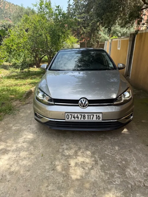 Volkswagen Golf 7 2017 Carat +