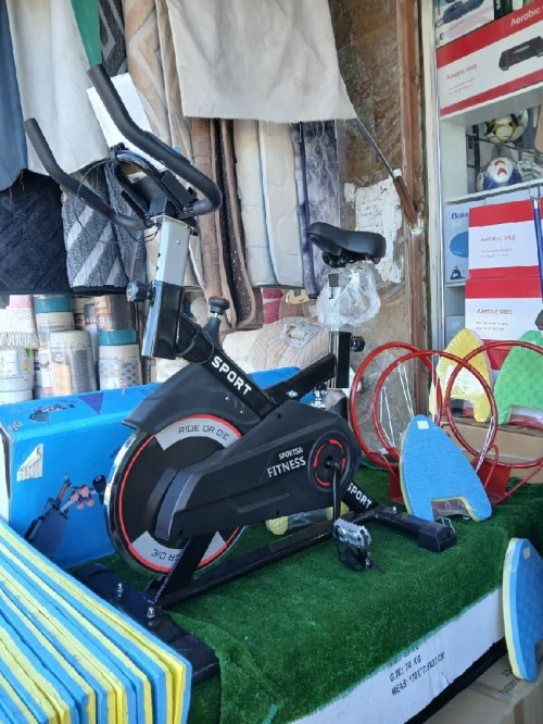 Vélo spinning 120kg