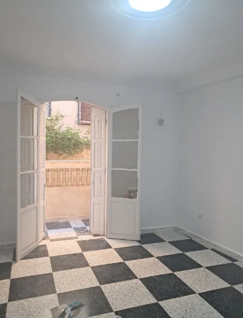 Location Appartement Niveau de villa F2 Alger Kouba