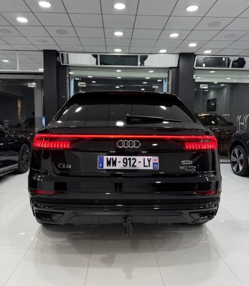 Audi Q8 2019 Q8