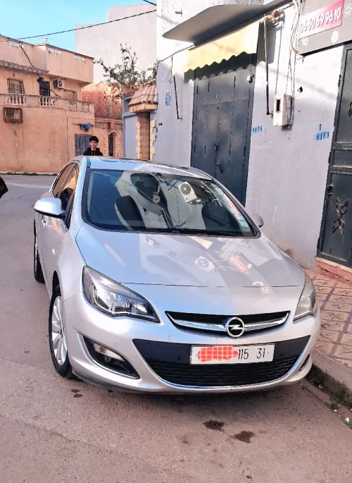 Opel Astra 2015 