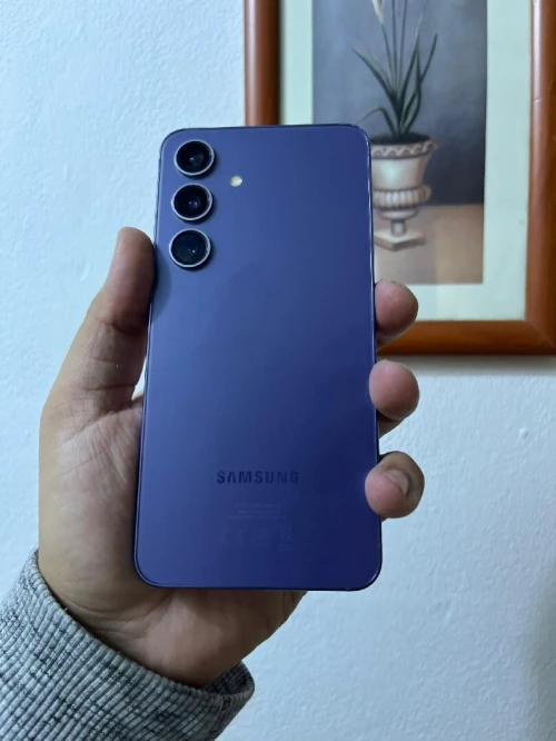 Samsung Galaxy S24 sans accesoires