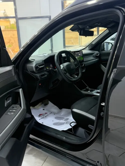 Renault Duster 2025 Gold