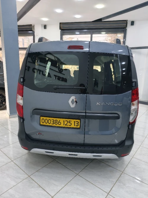 Renault Kangoo 2025 steepway