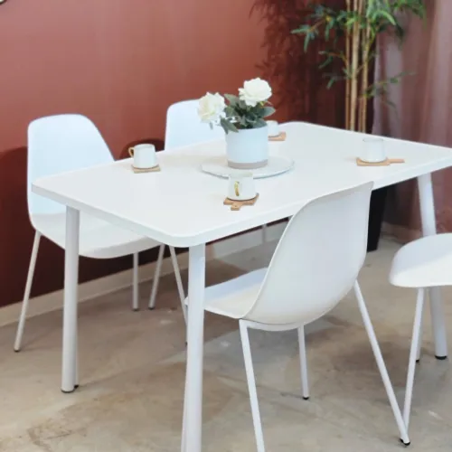 Table chaise كراسي و طاولات 