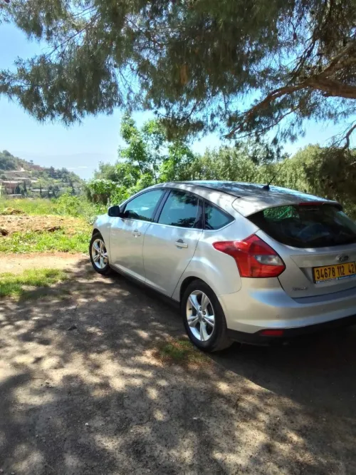 Ford Focus 5 portes 2012 Focus 5 portes