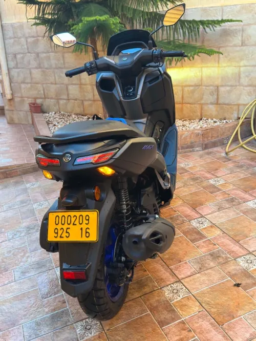 Yamaha Nmax 2025