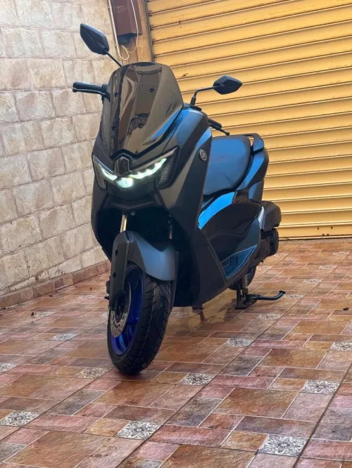 Yamaha Nmax 2025