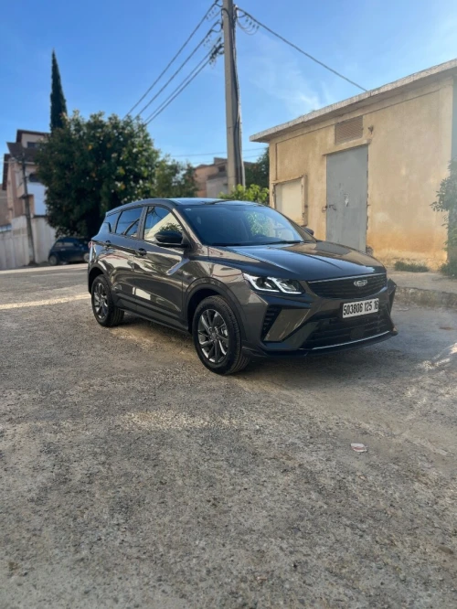 Geely Coolray 2025 