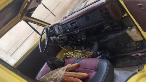 Toyota b30 B30 1985