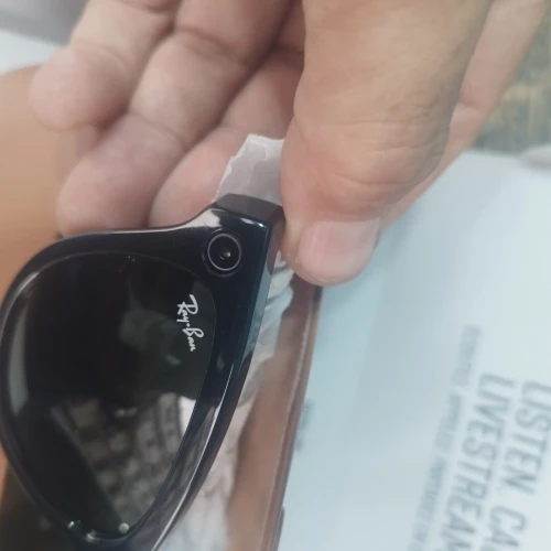 Ray ban meta neuf jamais utilise