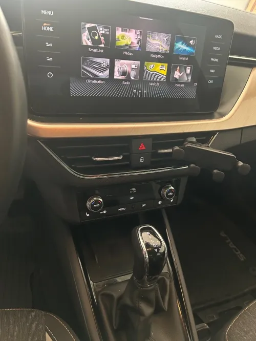 Skoda Fabia 2023 Style + siège chauffant et Park assist