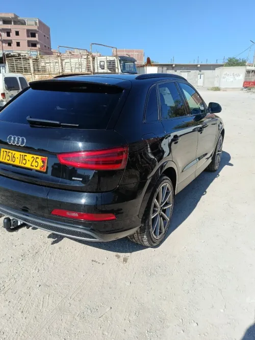 Audi Q3 2015 S line