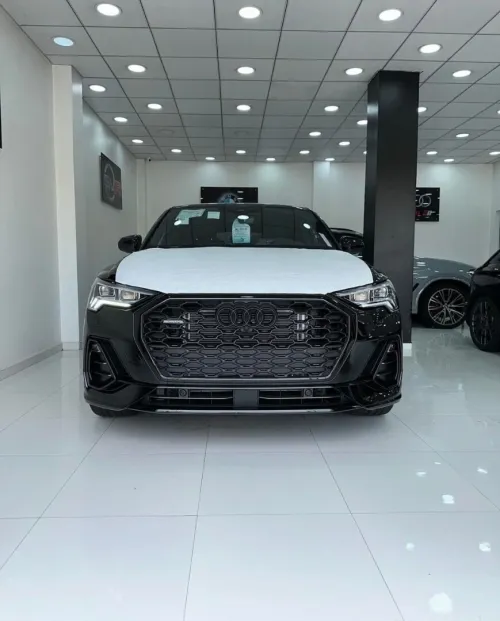 Audi Q3 2025 SLINE Black édition