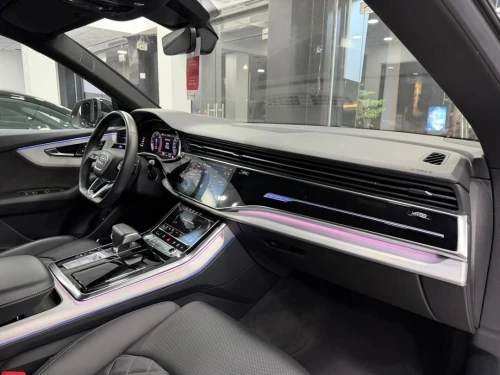 Audi Q8 2019 SLINE