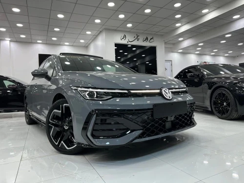 Volkswagen Golf 8 2025 Pro R-line