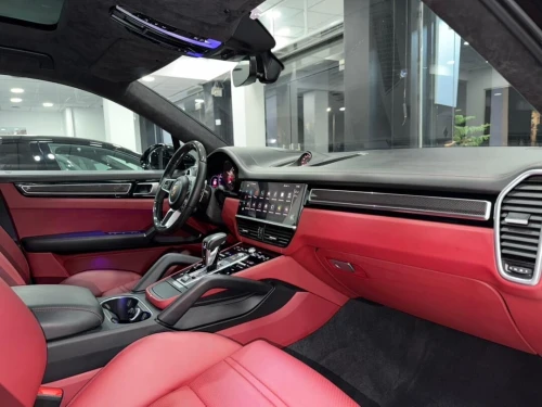 Porsche Cayenne coupé 2023 GTS