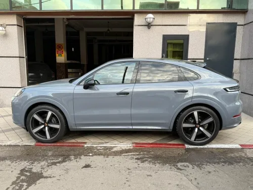 Porsche Cayenne 2025 Sport Design