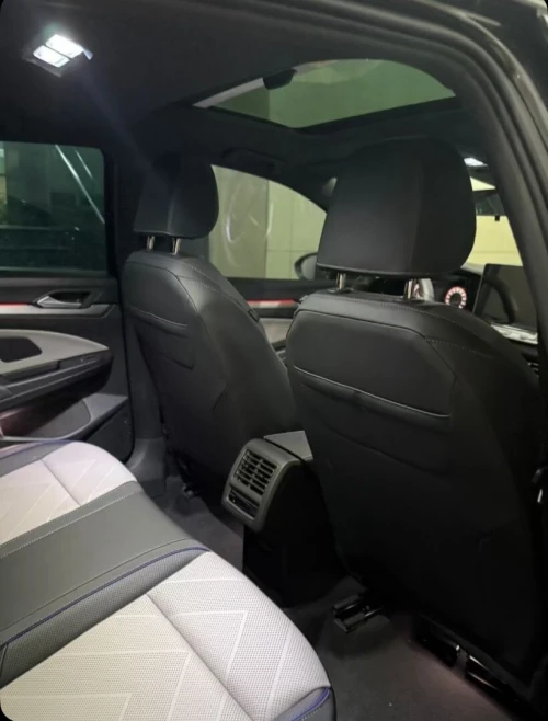 Volkswagen Golf 8 2025 Pro R-line