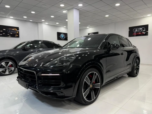 Porsche Cayenne coupé 2023 GTS