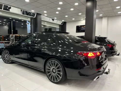 Mercedes Classe E 2025 AMG LINE