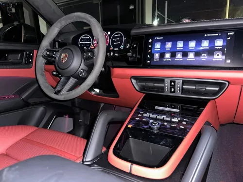 Porsche Cayenne 2025 GTS