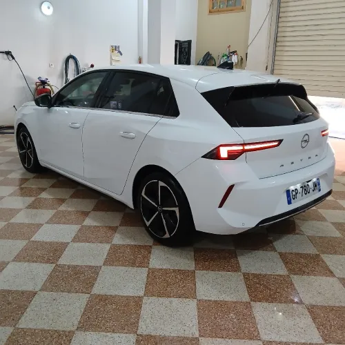 Opel Astra 2023 