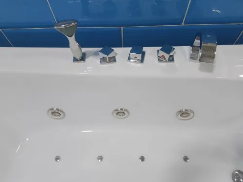 Jaccuzi 