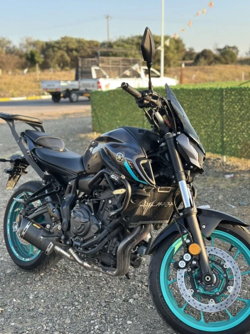 YAMAHA Mt07 2024