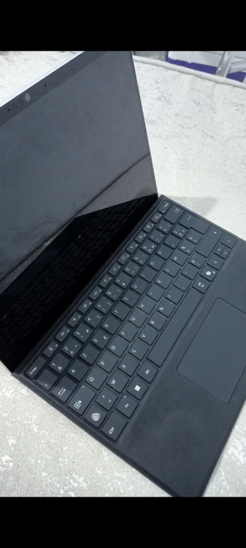 Microsoft surface 11 Pro
