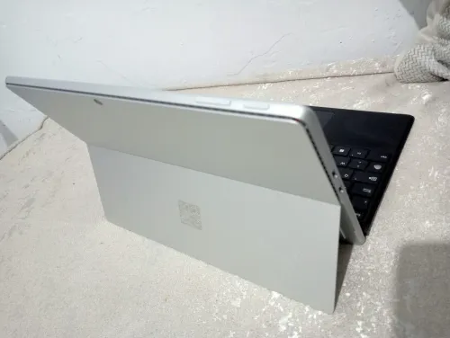Microsoft surface 11 Pro