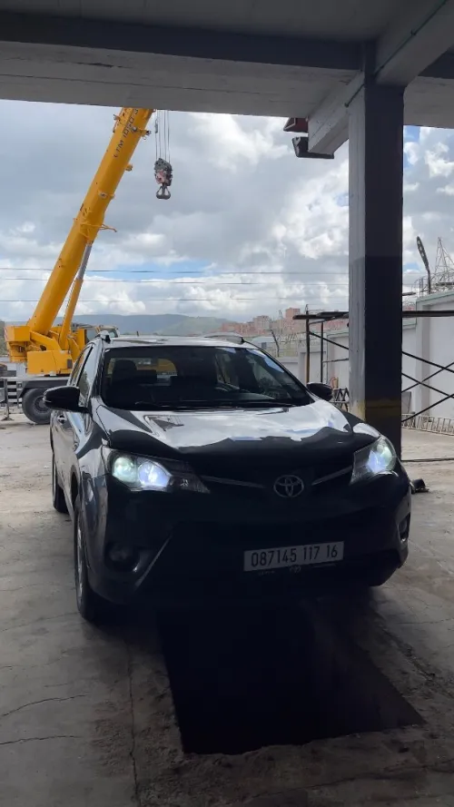 Toyota RAV4 2017 Premium