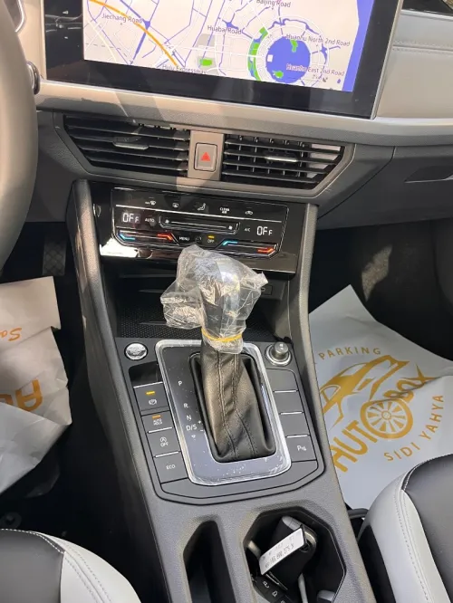 Volkswagen Passat bora 2025 Black edition