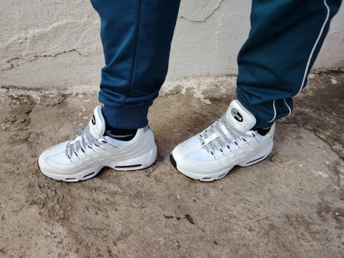Nike Shox/Nike air max 90/Nike Air Max 95/Nike Air Max DN