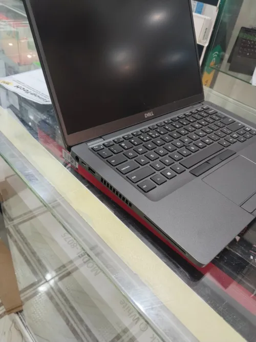 Dell latitude 7410 tactile i5 10eme génération ram 16GB Ecran 14"
