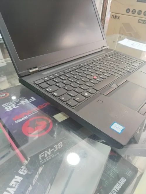 Lenovo Thinkpad P51 i7 7820HQ RAM 16Go SSD512Go Nvidia Quadro M2200
