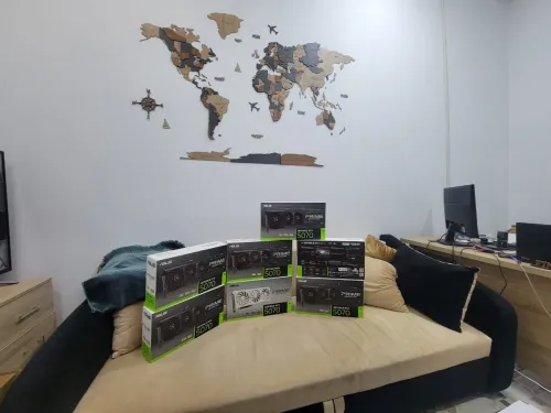 Carte graphique Asus Gaming geforce RTX 5070