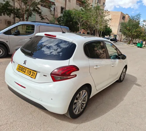 Peugeot 208 2019 Tech Vision