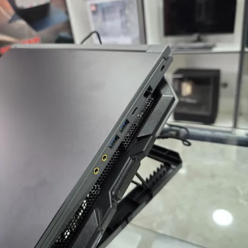 LAPTOP MSI THIN 15 NEW