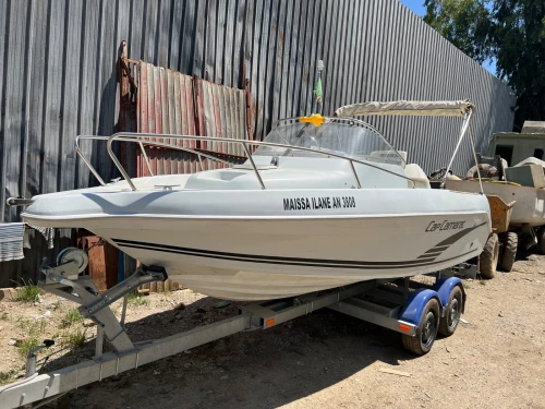 CAP camarat 555 avec moteur 115cv presque neuf