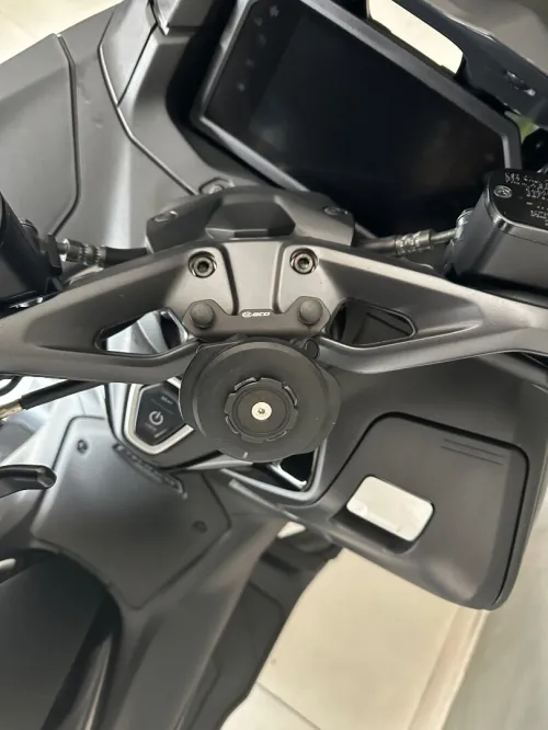 Yamaha Tmax 2024